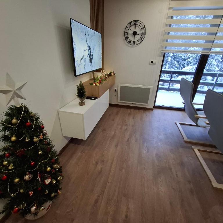 Vikendica Sedam Patuljaka - Two-Bedroom House - 33
