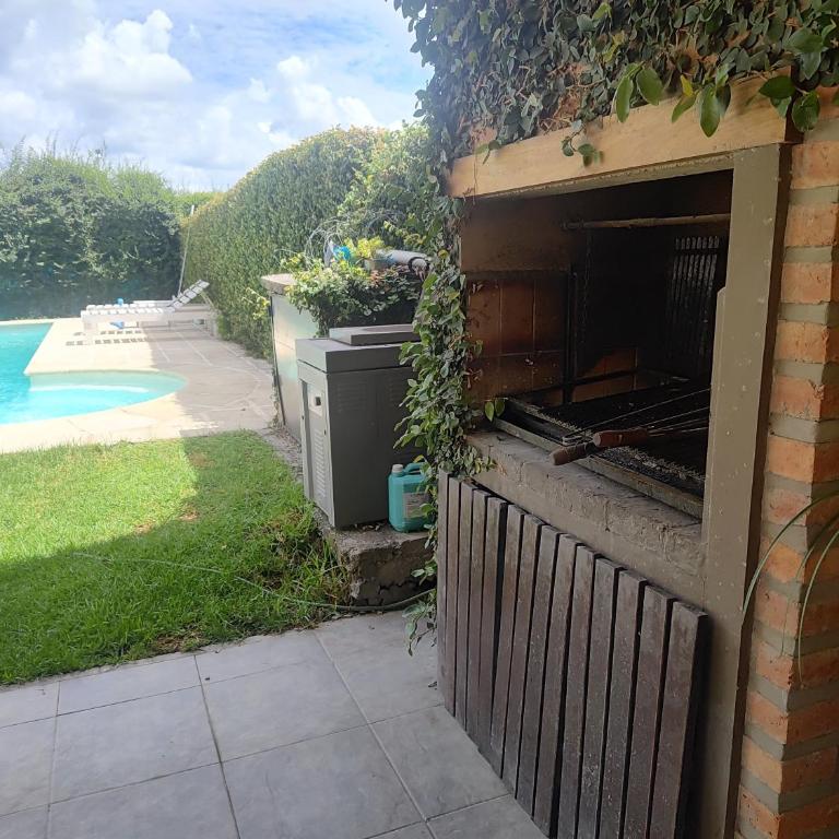 Casa de 2 pisos, Zona Aeropuerto, 3 dormitorios - Casa de 3 dormitorios - 4