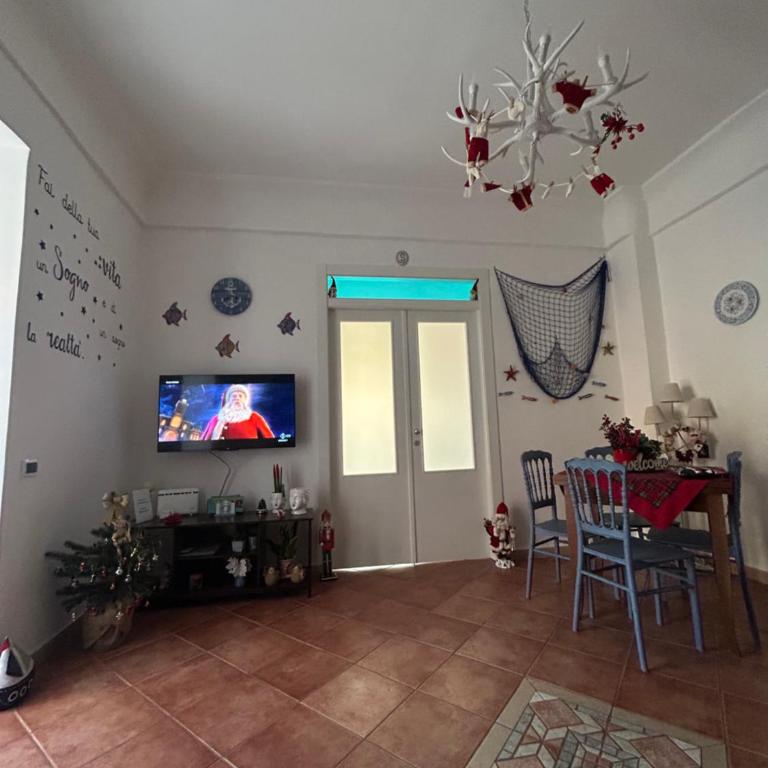 Sissi House Salerno - Appartamento con 2 Camere da Letto - 11