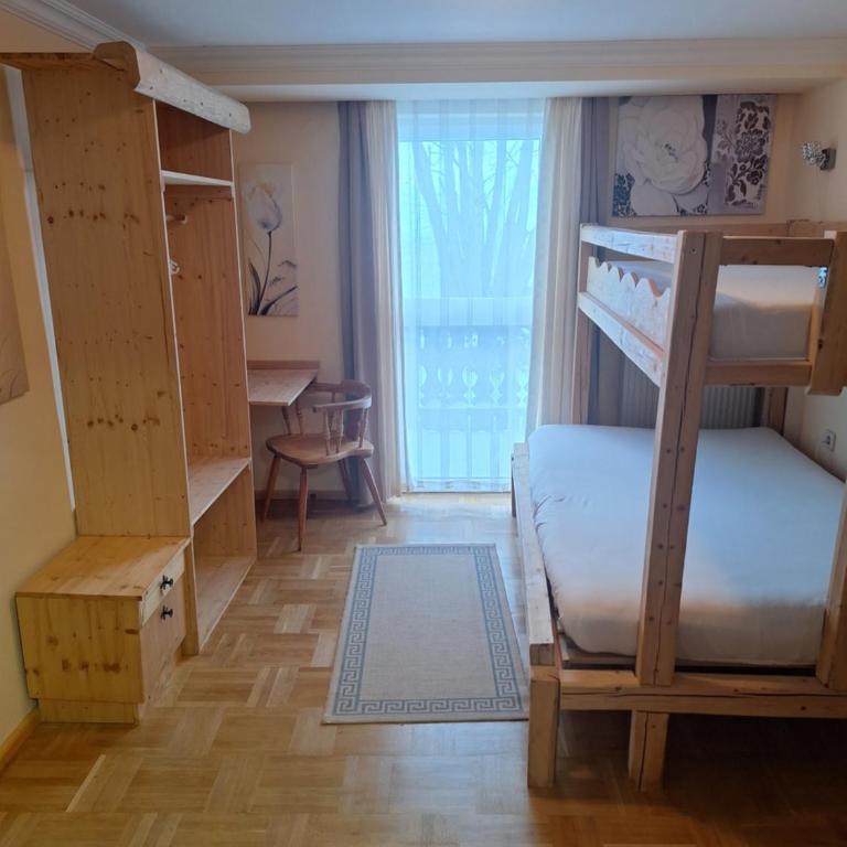 Berggasthof Schwaigerhof - Standard Familienzimmer - 3