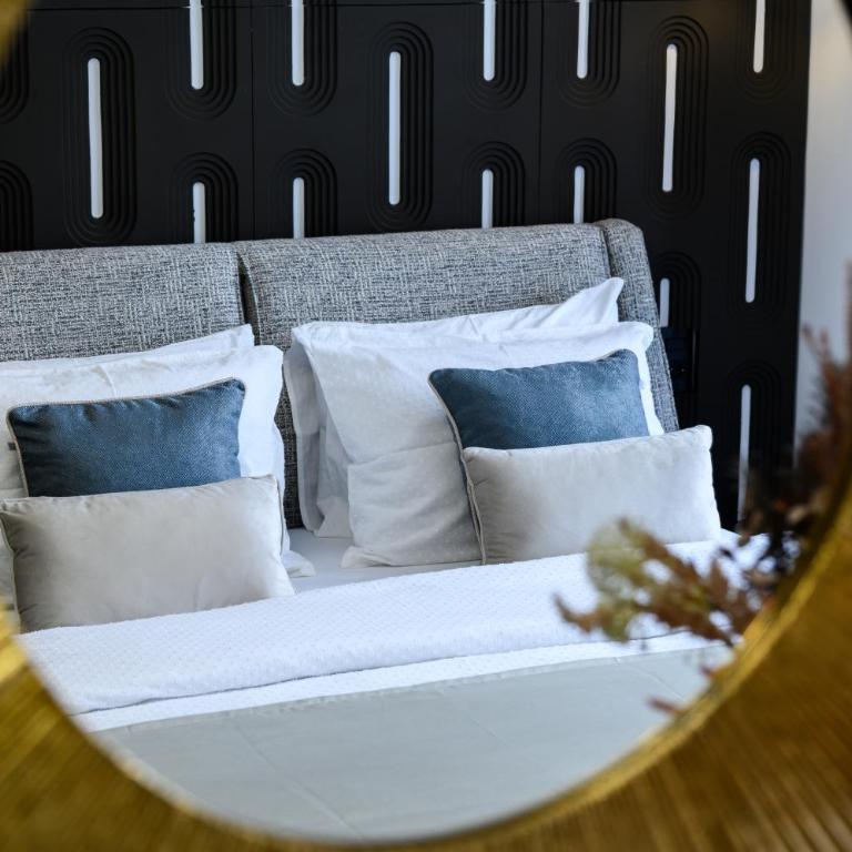 URBAN DOWNTOWN luxury rooms and suites - Deluks Porodična Soba - 11