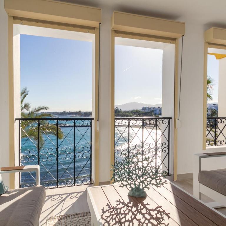 MARBELLA BANUS SUITES - Harbour Seafront Apartment - Apartamento de 3 dormitorios con vistas al mar - 3