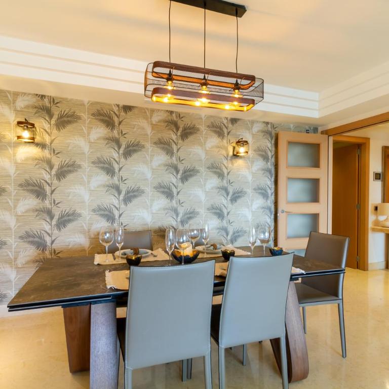 MARBELLA BANUS SUITES - Golden Mile Jardines del Príncipe 1 - Apartamento Premium de 3 dormitorios con balcón - 5