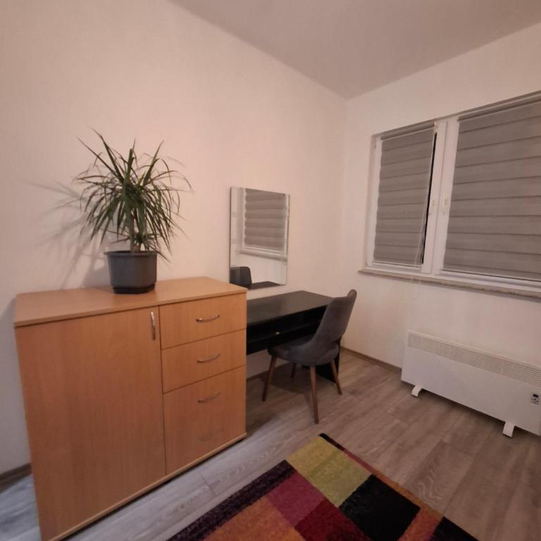 Apple Home - Two-Bedroom Apartment - 45