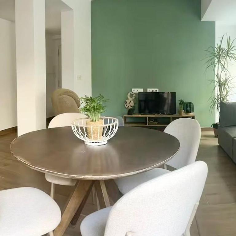 Apartamento casalely - Two-Bedroom Apartment - 2
