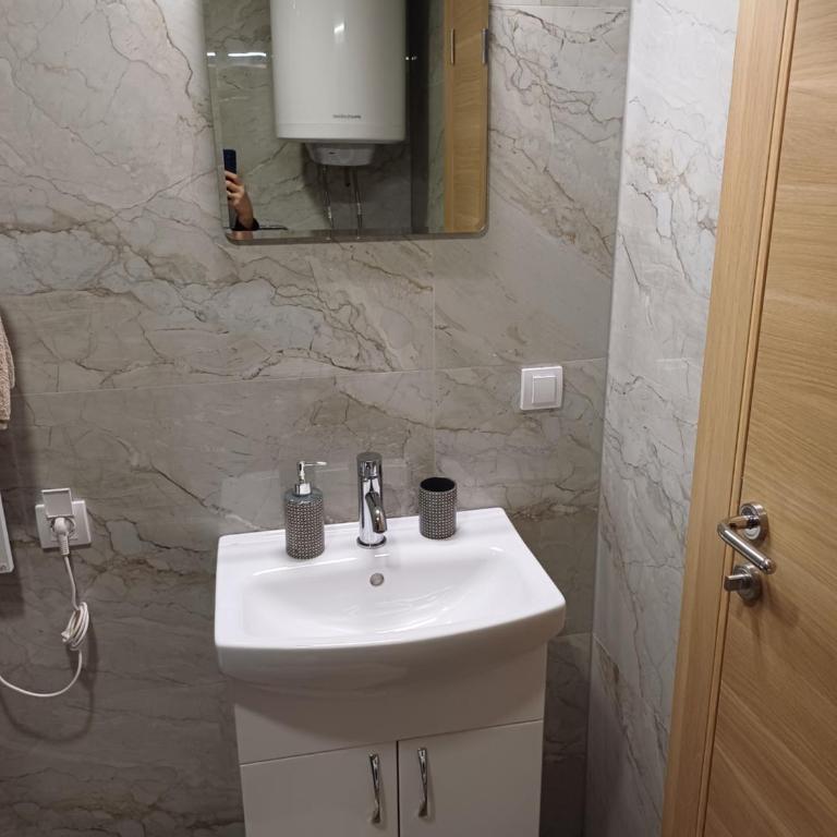 Larso Lux, free swimming pools & parking - Apartman sa 1 Spavaćom Sobom - 27