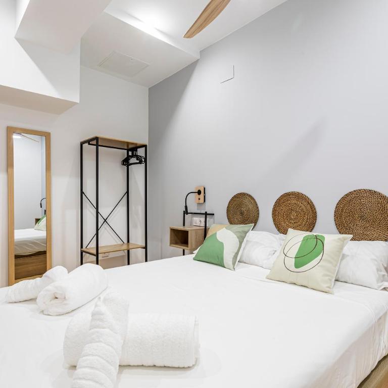 Marie Curie Flats, Lovely Duplex 3 - One-Bedroom Apartment - 10