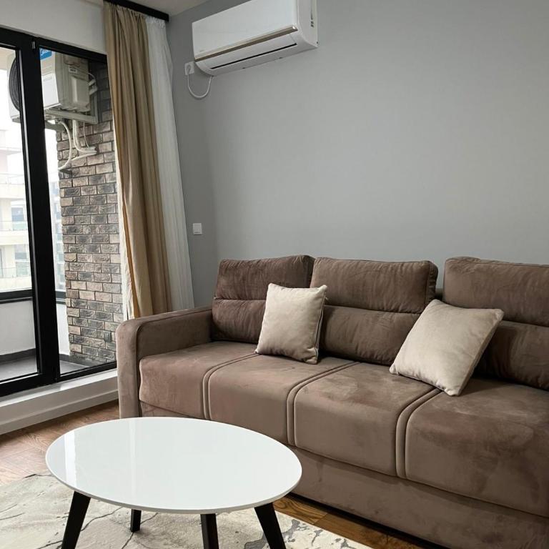 Luxury Getaway with Comfort! - Deluks Apartman sa 2 Spavaće Sobe i Balkonom - 2
