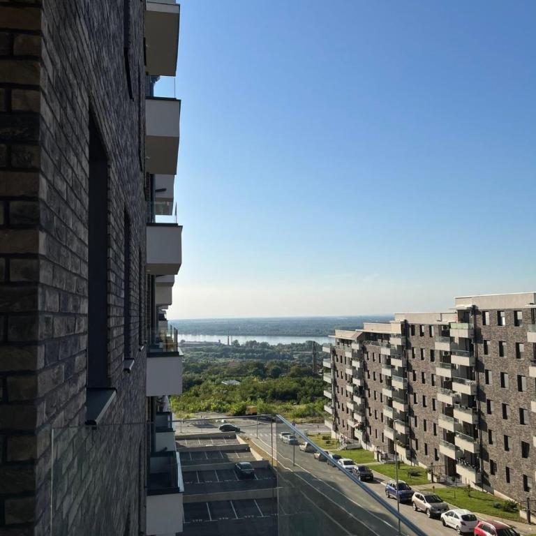 Luxury Getaway with Comfort! - Deluks Apartman sa 2 Spavaće Sobe i Balkonom - 17