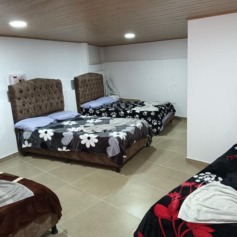 Hospedaje el rio calicanto - Habitación cuádruple - 1