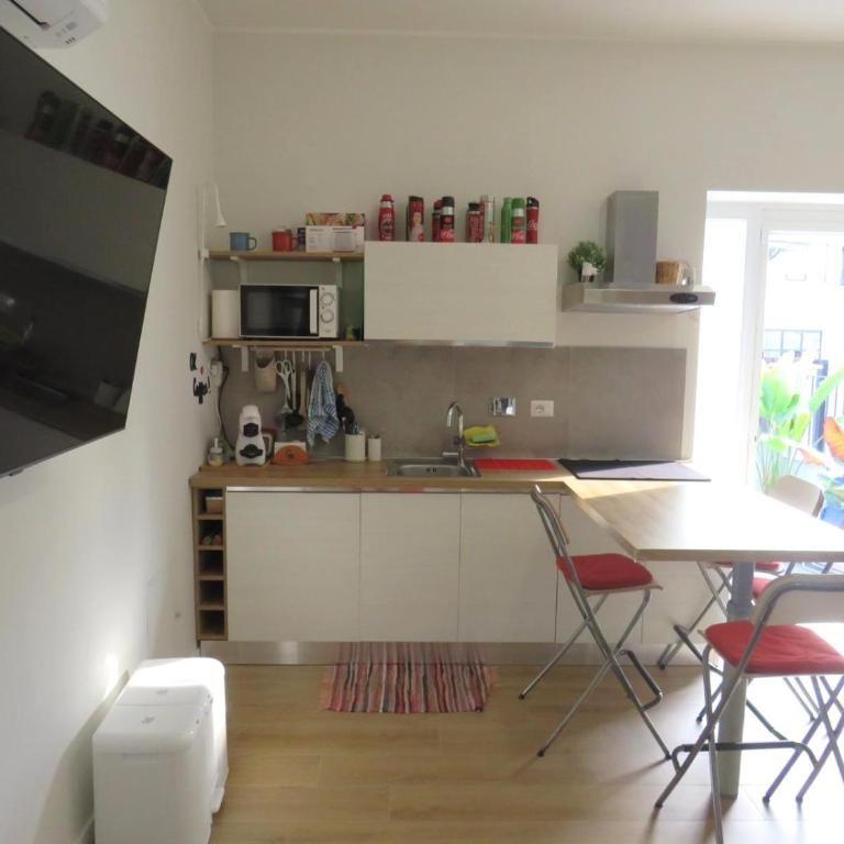 Rebibbia Guest Art Metro B - Appartamento con 1 Camera da Letto - 9