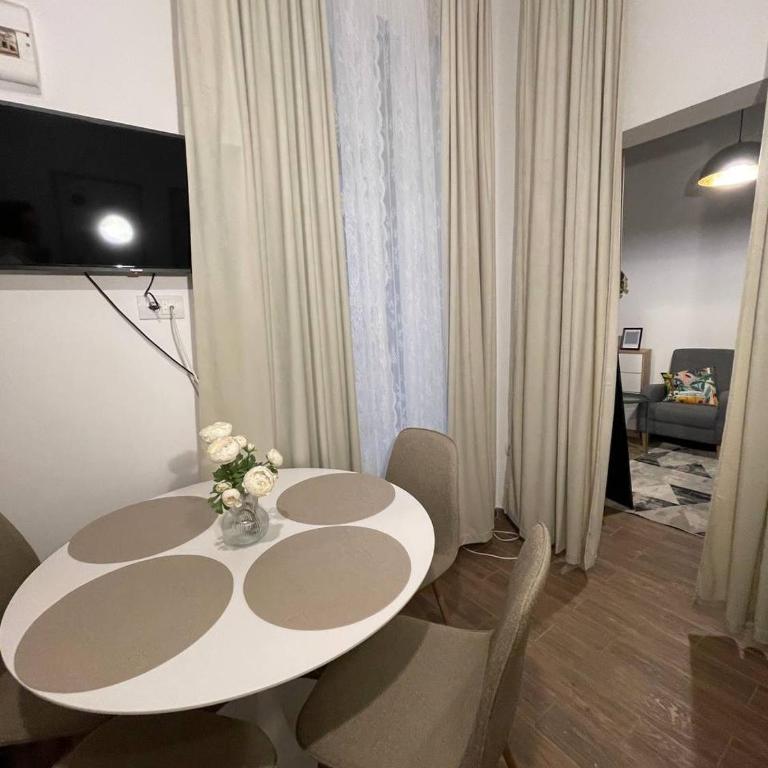 Art Apartment near Skadarliјa - Apartman sa 2 Spavaće Sobe - 5