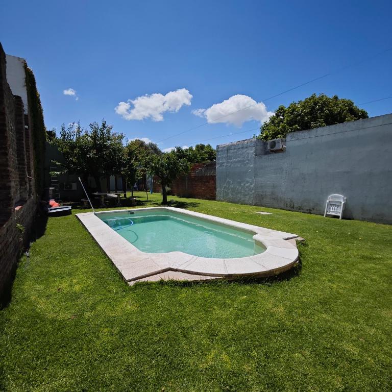 Casa Necochea - Casa de 2 dormitorios - 1