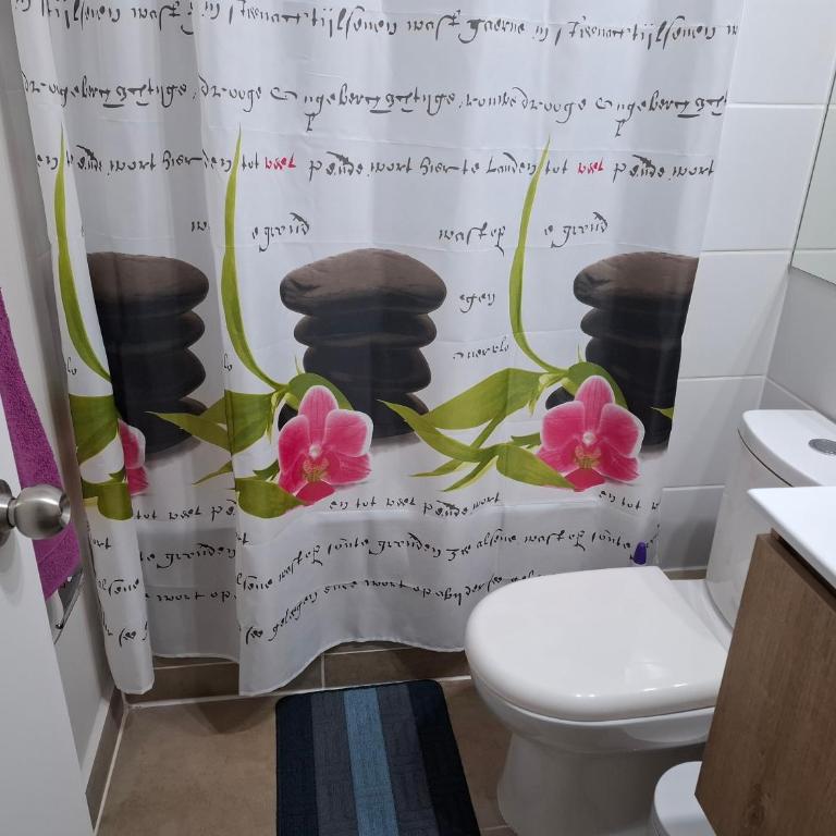 GiGIi - Three-Bedroom Apartment - 11