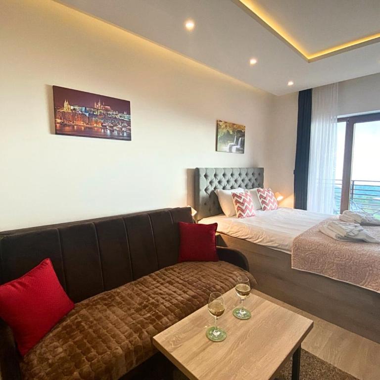 Apartmani Srna Milmari - Apartment with View and Balcony - 5