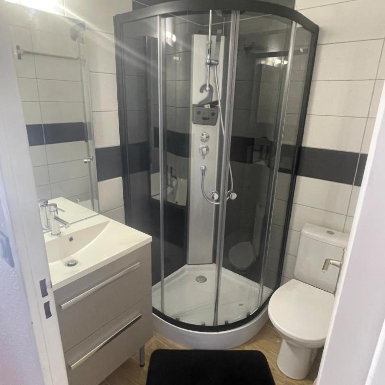 Superbe appartement moderne avec piscine - Appartamento con 1 Camera da Letto - 22
