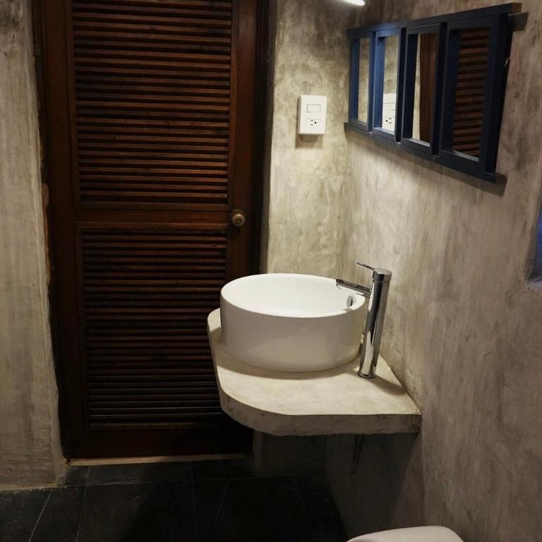 Casa Alazán - One-Bedroom Apartment - 17