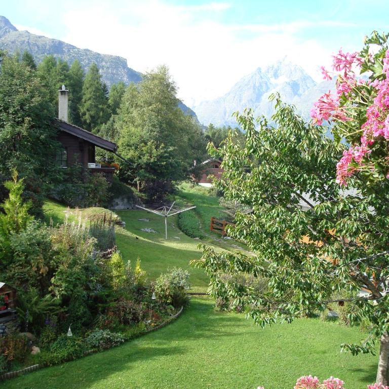 Chalet Valerie - Apartment with Mountain View - 7