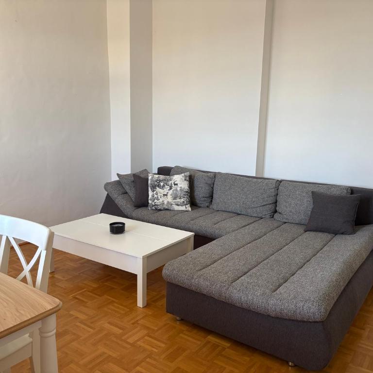 Schloss Apartment Lankowitz - Two-Bedroom Apartment - 40