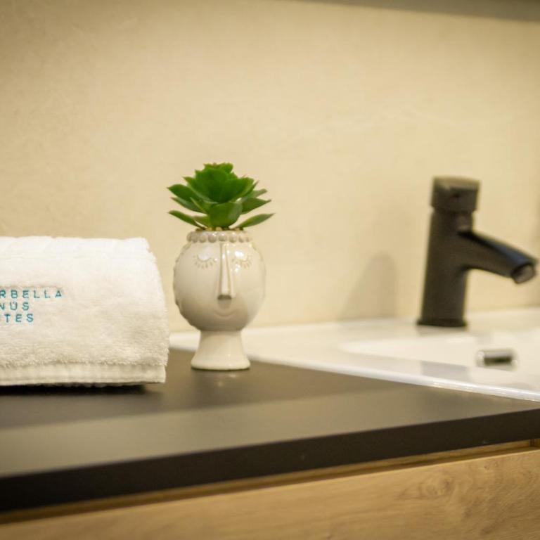 MARBELLA BANUS SUITES - Harbour Seafront Apartment - Apartamento de 3 dormitorios con vistas al mar - 72