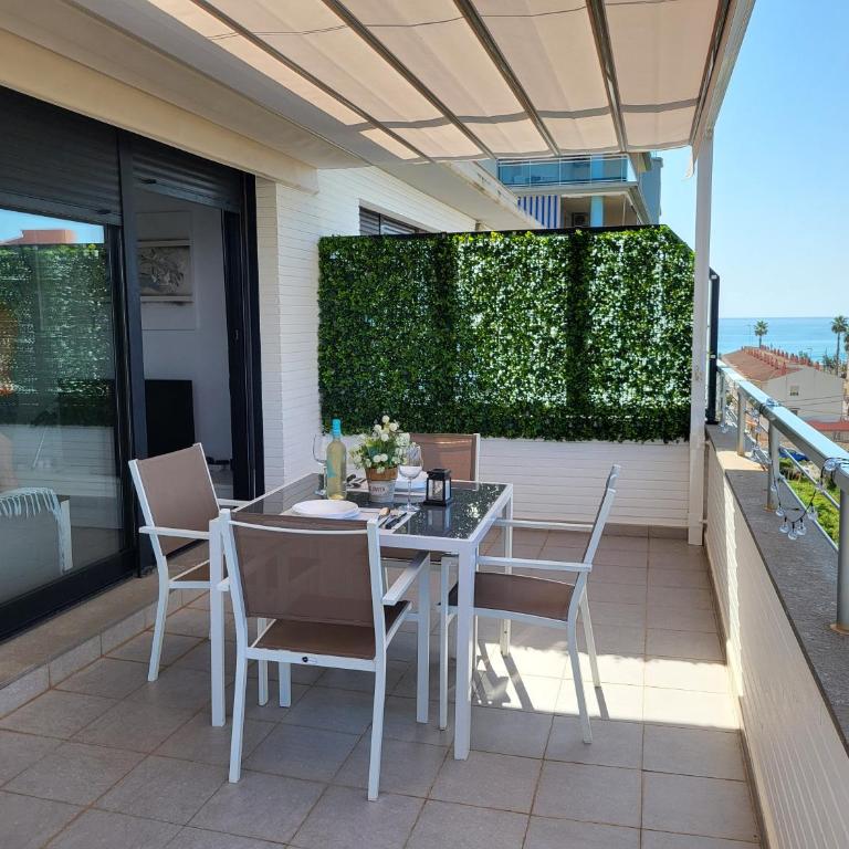 ÁTICO AQUA PEÑÍSCOLA, 2ª Linea de Playa, Parking y Piscina - Apartamento de 1 dormitorio - 2