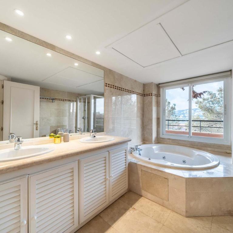 Magna Marbella Puerto Banus Family Only - Apartamento - 26