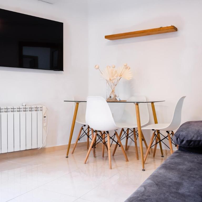 Alhambra Centro Apartamento - Three-Bedroom Apartment - 7