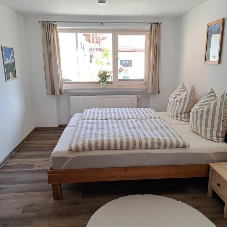 Ferienhaus zum Eibsee - Haus mit 1 Schlafzimmer - 5