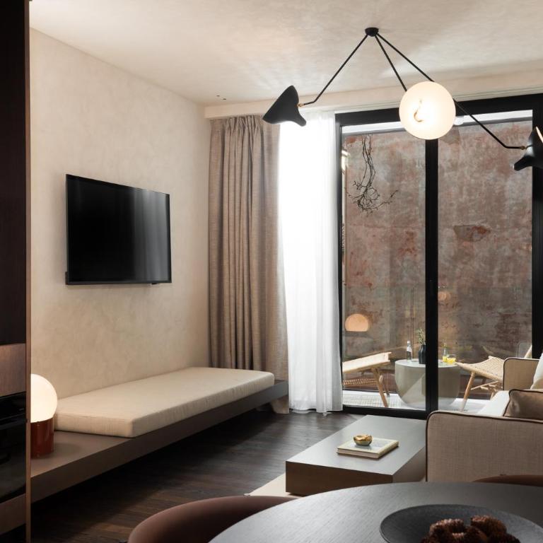 master Trevi - Ampio Monolocale con Balcone - 7
