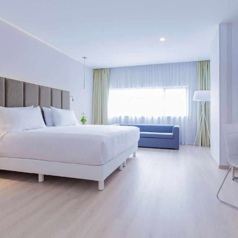 NH Puebla FINSA - Family Room (2 Adults + 2 Children) - 1