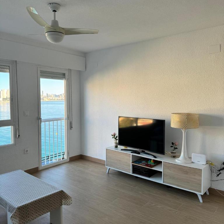 Bonito triplex con increíbles vistas - Casa Unifamiliar de 3 dormitorios - 4