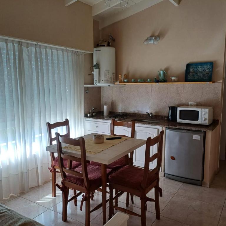 Departamento 71 Necochea - One-Bedroom Apartment - 3