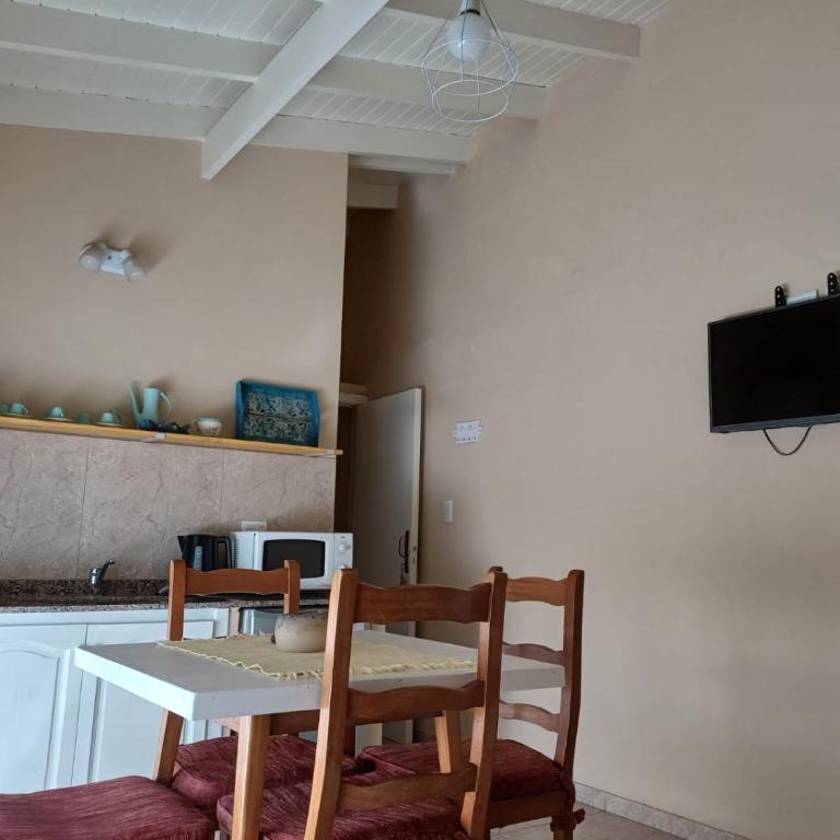 Departamento 71 Necochea - One-Bedroom Apartment - 4