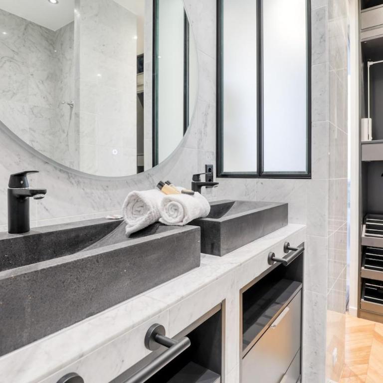 Beautiful loft 130m2 Louvre Palais Royal - II - Appartement 2 Chambres - 7