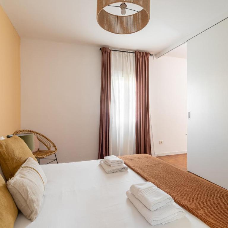 Stay U-nique Apartments Gaudi III - Three-Bedroom Apartment - 17