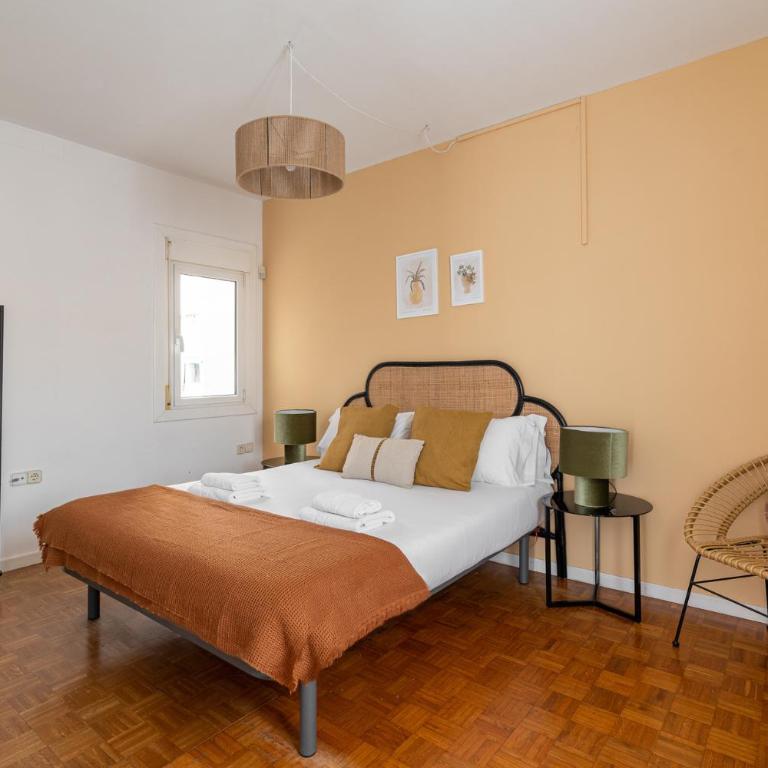 Stay U-nique Apartments Gaudi III - Three-Bedroom Apartment - 15
