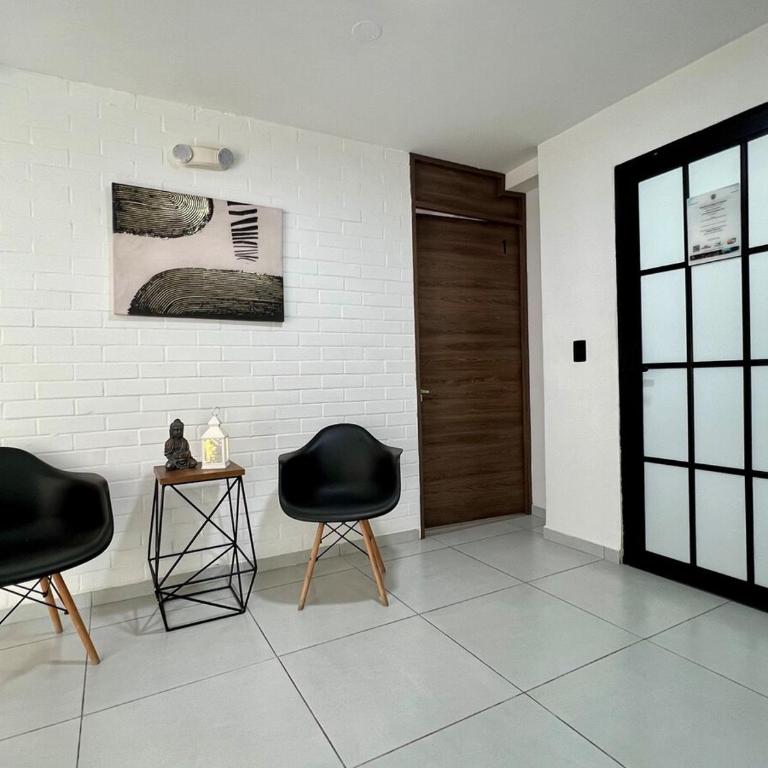 FUOCO - NOWA Apt with Bar, Indoor Heated Pool, by Lleras Park - Apartamento - 3