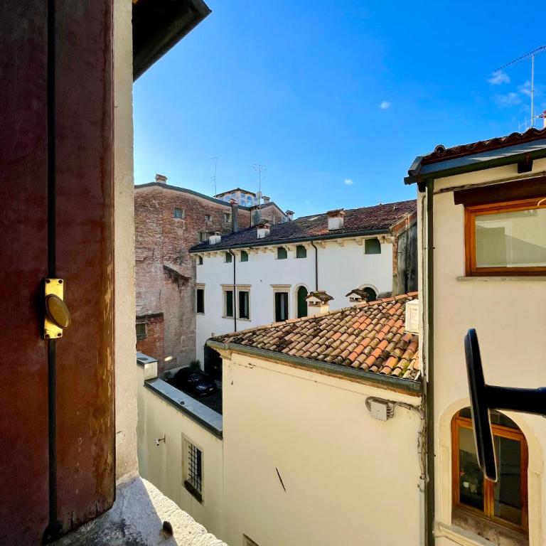 Il Palazzetto - Appartamento con 2 Camere da Letto - 11