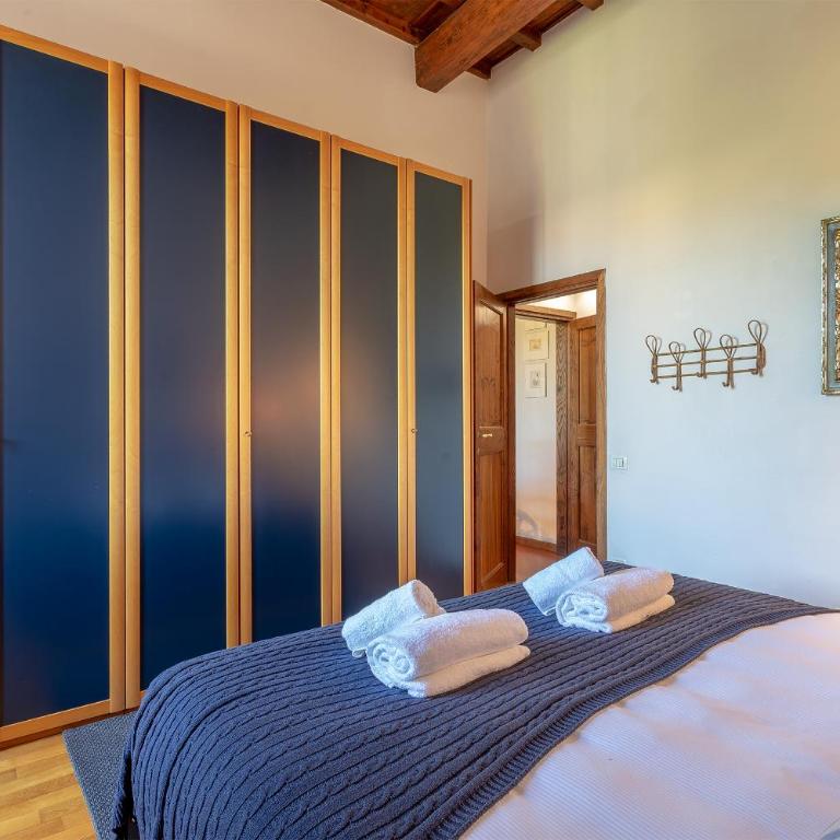 Discovering Florence - One-Bedroom Apartment - 9