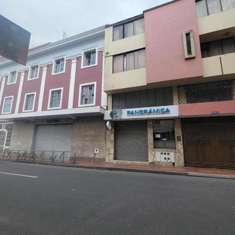 Acogedora Habitación Privada con Baño en el Corazón de la ciudad de Loja - Habitación Doble con baño privado - 1