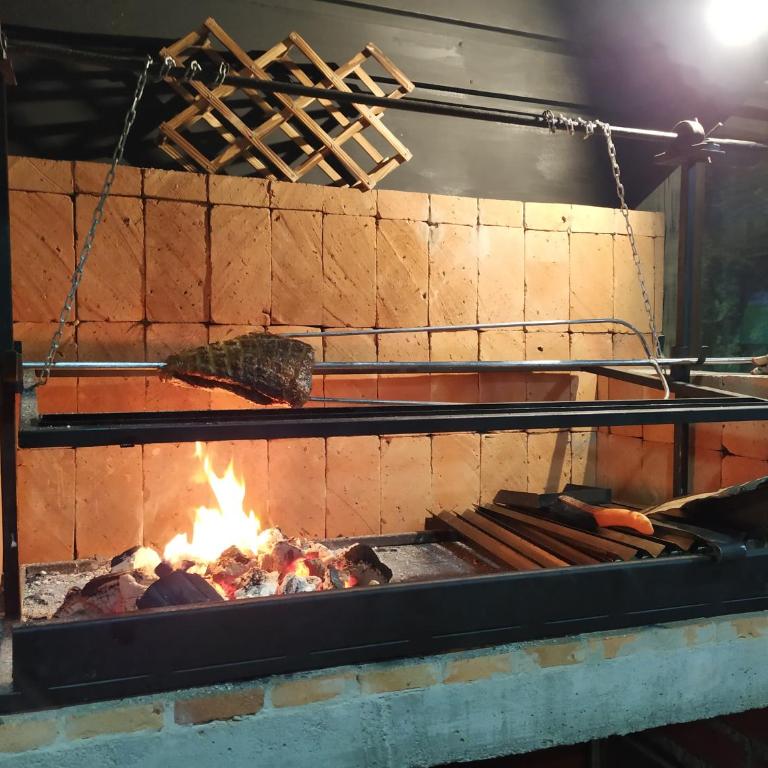 Casa con Quincho a 5 min de Villarrica - Apartamento de 1 dormitorio - 1