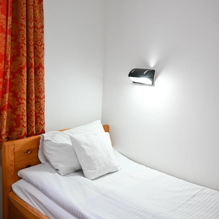 Hotel Kristal - Double or Twin Room - 15