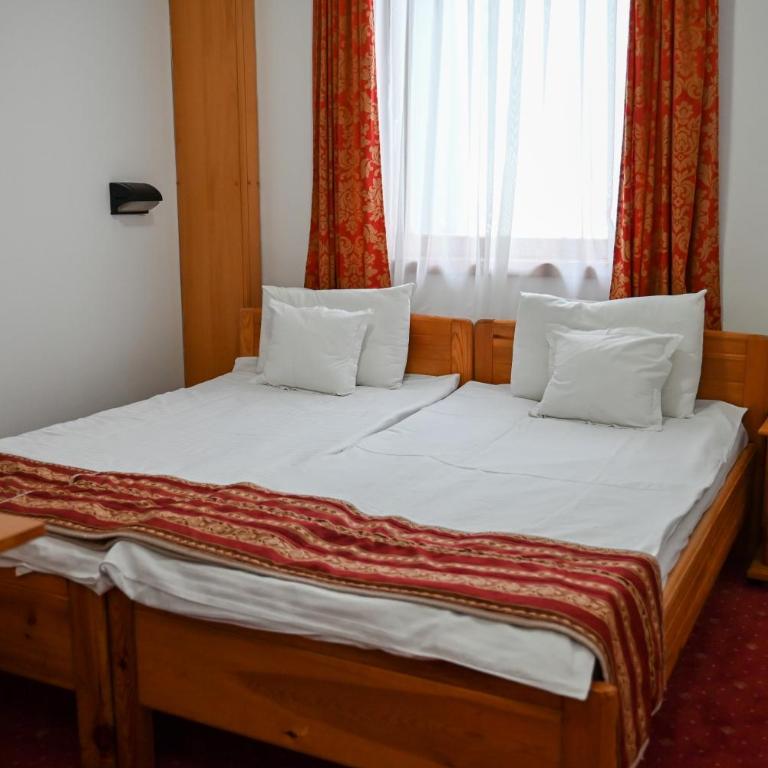Hotel Kristal - Double or Twin Room - 4