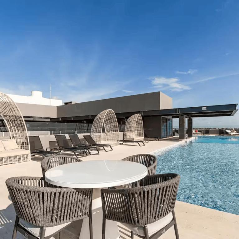 Luxury 1BR Condo Prime Location - Apartamento de 1 dormitorio - 4