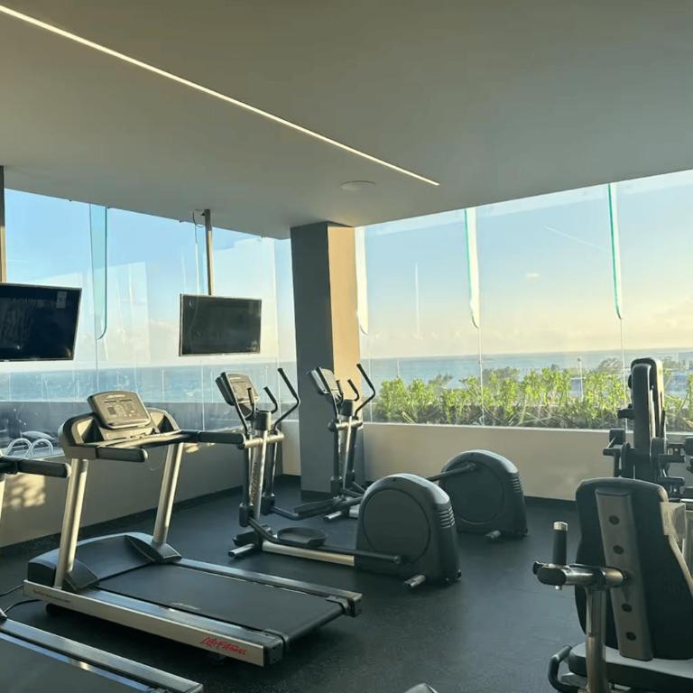 Luxury 1BR Condo Prime Location - Apartamento de 1 dormitorio - 10