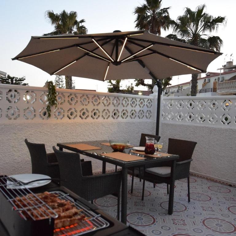 Cozy townhouse with terrace near La Mata beach - Apartamento con terraza - 4