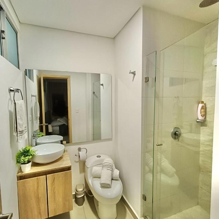 Relax & Sunsets,near beach & historic center - Three-Bedroom Apartment - 18