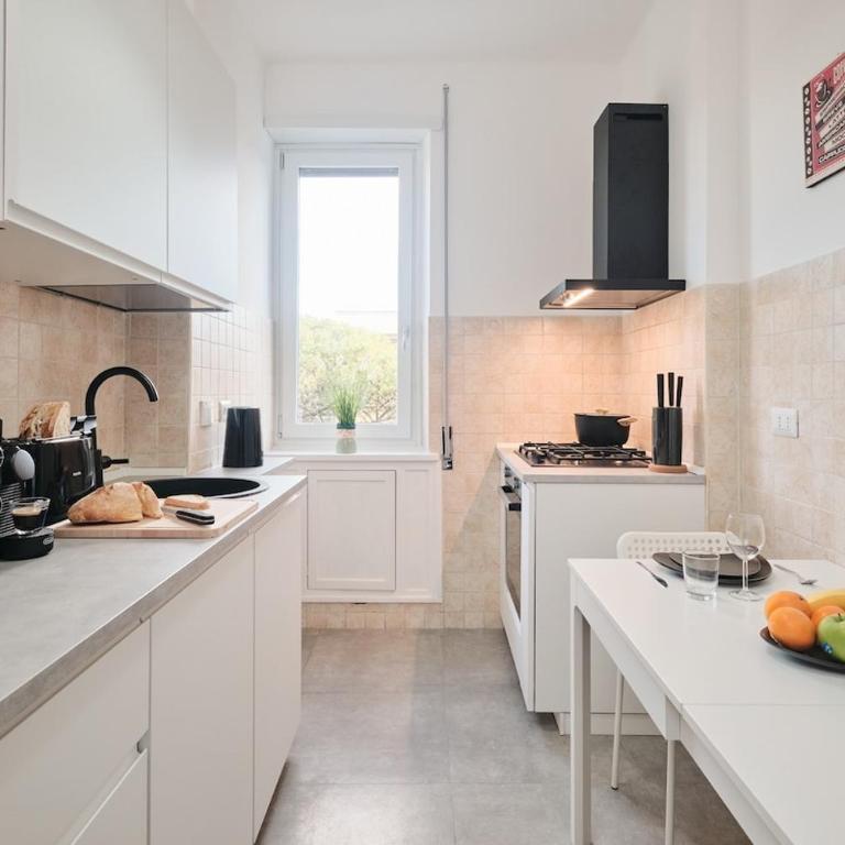 Colosseo-San Giovanni, New Apartment Wi-Fi & A-C - One-Bedroom Apartment - 4
