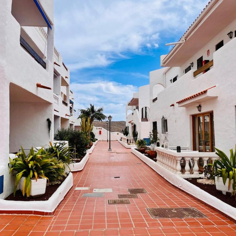 Sunset View Studio at Port Royale with heated pool and free Wi-Fi - Estudio con vistas al mar - 37