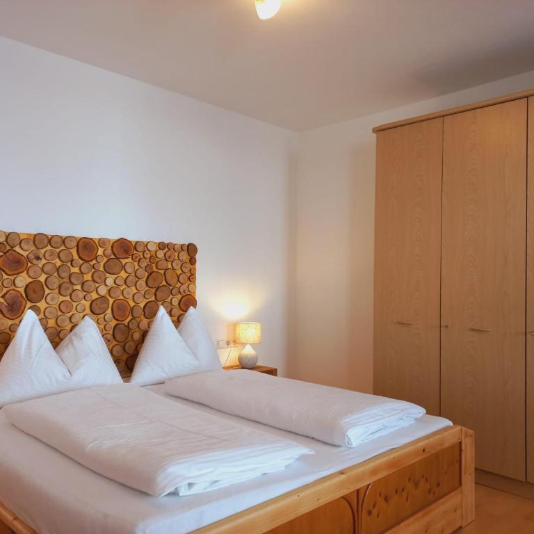 Landhof Kreuzsalgut - Apartment mit 1 Schlafzimmer und Gartenblick - 1